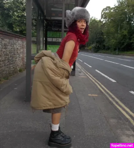 Heyimrue OnlyFans Thumbnail #5rEZqGWwA1