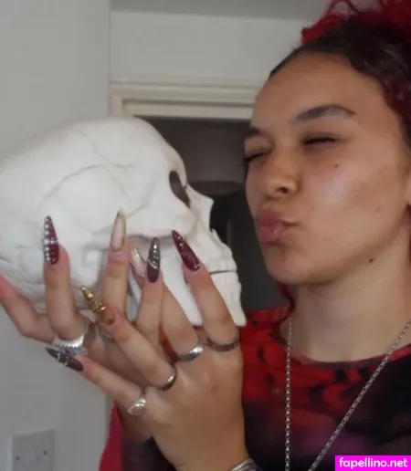 Heyimrue OnlyFans Thumbnail #p0drqFUYuJ