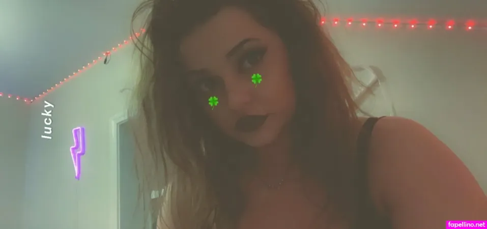 Heyitsaddi OnlyFans Thumbnail #8Dy8qLY23A