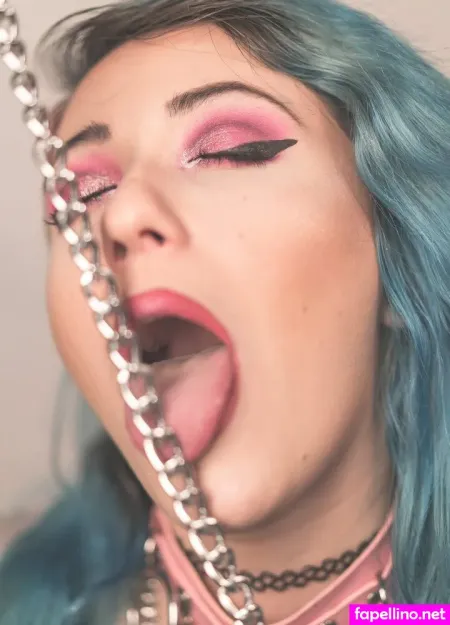 Heyitscaffeine OnlyFans Thumbnail #doHEgmFZUG