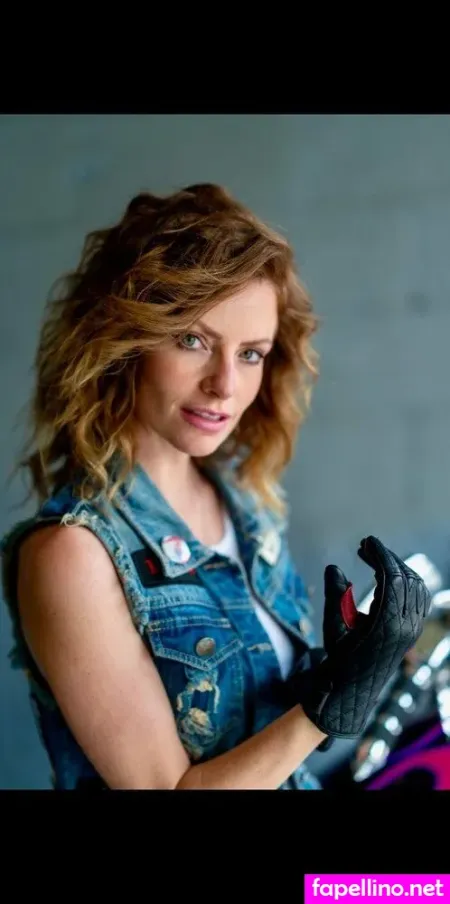 Heyitscodee 1 Main Profile Photo