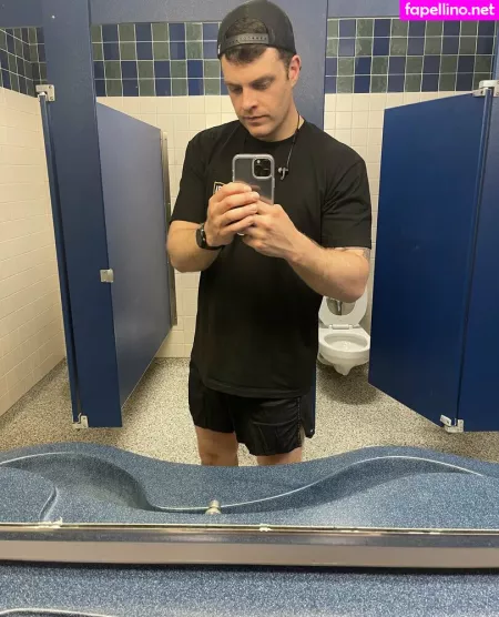 Heyitskalen OnlyFans Thumbnail #E4o5gPRlqy