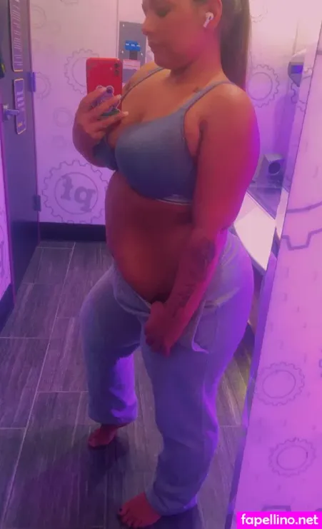Heyitskraeebae OnlyFans Thumbnail #NLn0lq8u6M