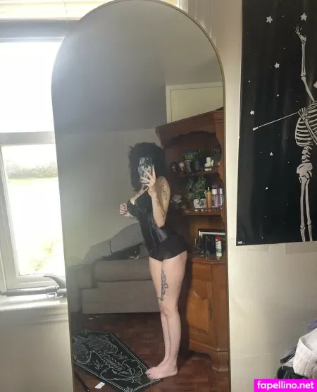 Heyitzveena OnlyFans Thumbnail #ZmU71QlTyx