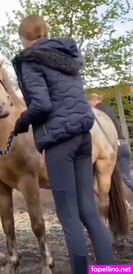 Heylea OnlyFans Thumbnail #F56tCOyDXo