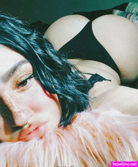 Heymegwilde OnlyFans Thumbnail #SB1gxlSbHI