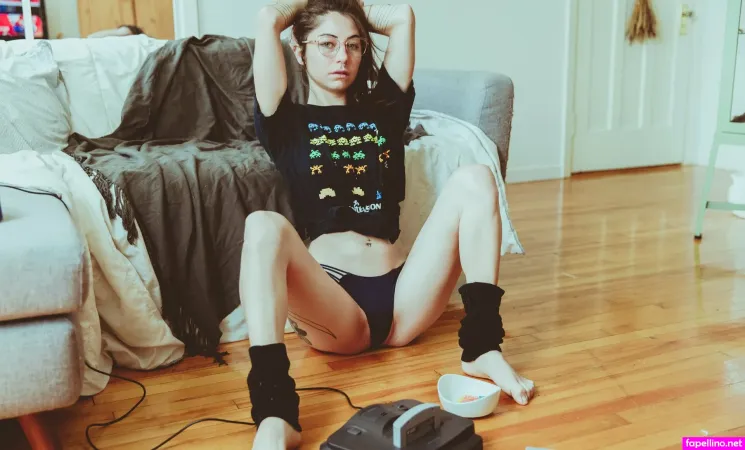 Heymissbfree OnlyFans Thumbnail #Y72lfw9fdd