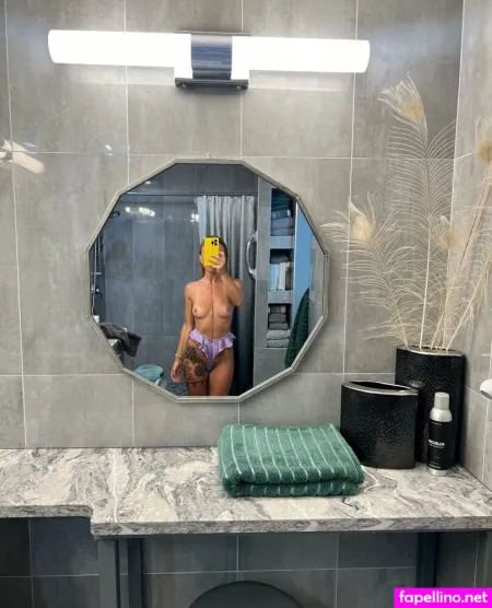 Heymissyrain OnlyFans Thumbnail #4TnaVMkXWK