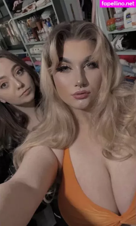 Heys0phie OnlyFans Thumbnail #IdXuKaAoaN