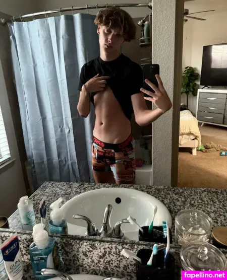 Heytroy OnlyFans Thumbnail #YISCcvc1u3