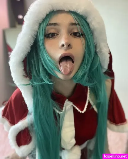 Heyvixie OnlyFans Thumbnail #EY2sjMmJyM