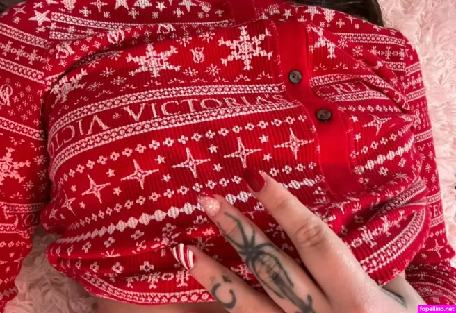 Heyvixie OnlyFans Thumbnail #LuG8RZ4Fck