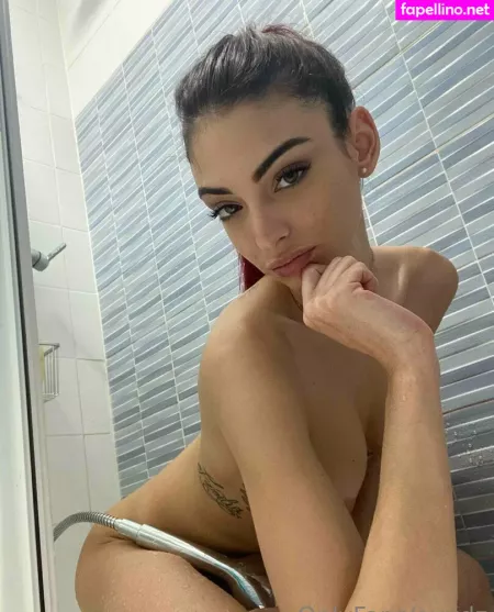 Hhades Girl OnlyFans Thumbnail #CjvAsKUVLH