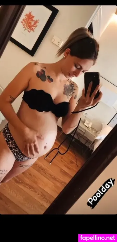 Hi Iam Sara Main Profile Photo