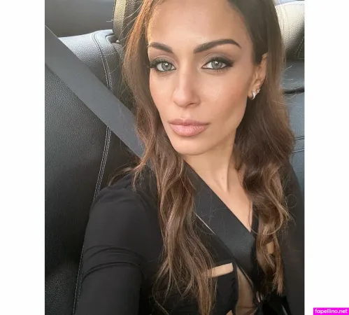 Hiba Abouk Main Profile Photo