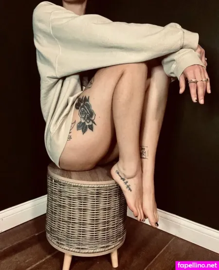 Hiddenbee666 OnlyFans Thumbnail #DTGyCRoV4W