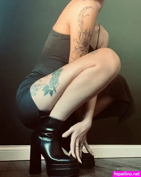 Hiddenbee666 OnlyFans Thumbnail #H6E9EvMTmm