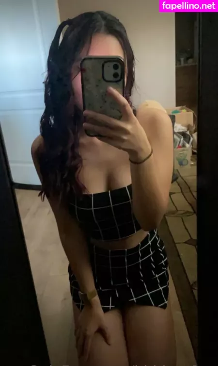 Hiddenr0se Roserainxxx OnlyFans Thumbnail #rSTO9GDS1o