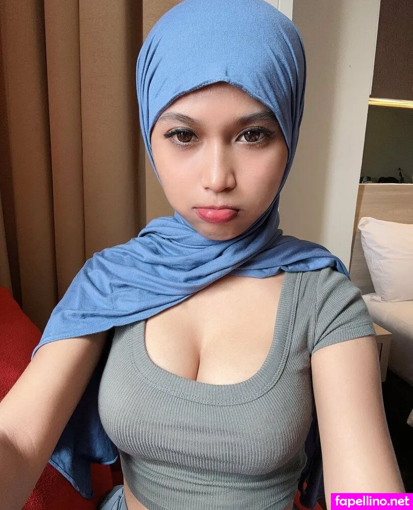 hijab_ayesha, hijab_aysha Nude Leaked OnlyFans Photo #5OtUfDMTYp