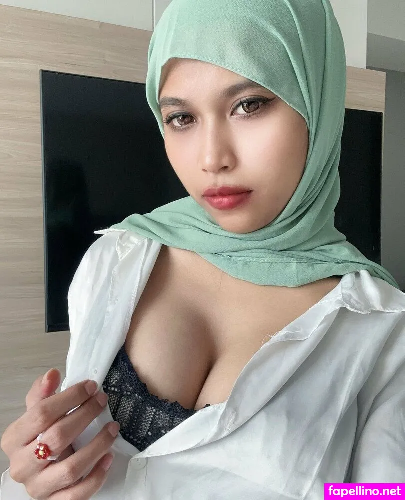 hijab_ayesha, hijab_aysha Nude Leaked OnlyFans Photo #IsRk8Q45V6