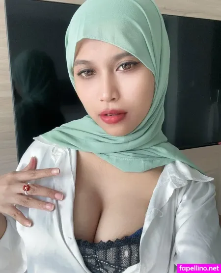 Hijab Aysha OnlyFans Thumbnail #eTXhI8JE3Y