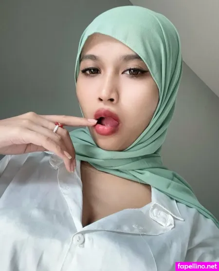 Hijab Aysha OnlyFans Thumbnail #ijVZ45pLJZ