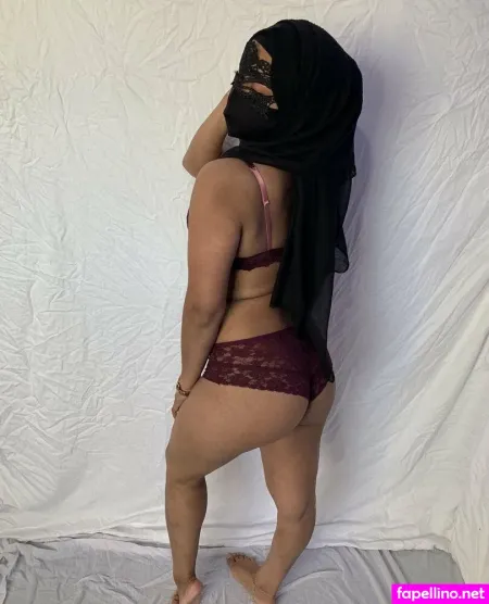 Hijab Queen Free OnlyFans Thumbnail #Fi8IijyTBz