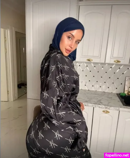 Hijab OnlyFans Thumbnail #ch9w8dxHqX