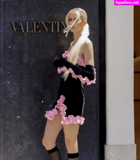 Hila Klein OnlyFans Thumbnail #Y0p2An1ADf