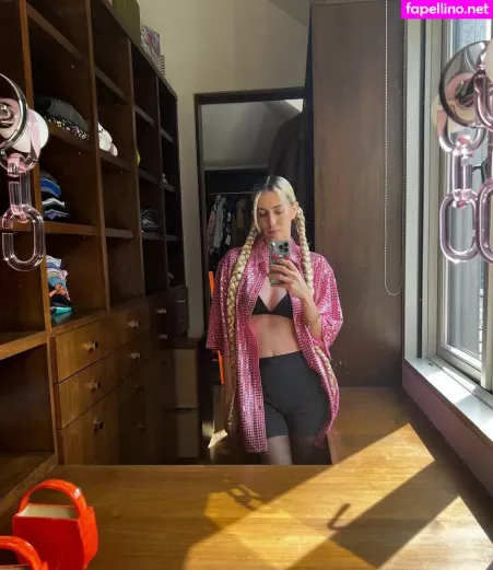 Hila Klein OnlyFans Thumbnail #ctt5ZvXRQb