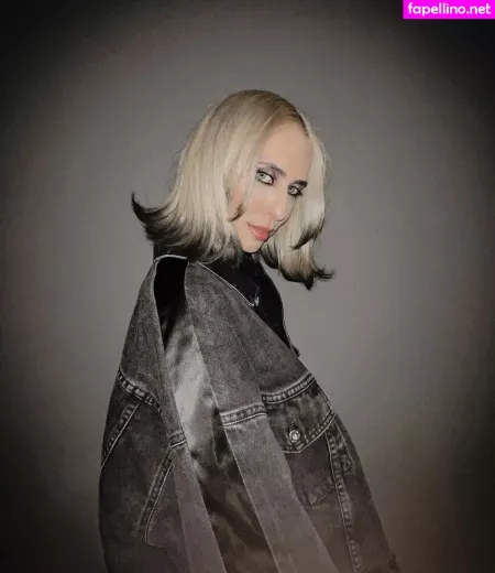 Hila Klein OnlyFans Thumbnail #f0zZcbwTVp