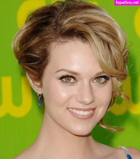 Hilarie Burton OnlyFans Thumbnail #RjcbMD7qNq