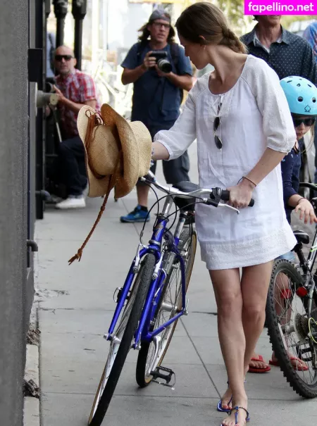 Hilary Swank OnlyFans Thumbnail #9rDJW483bi