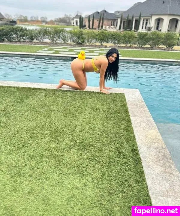 hilaryvargas, hilaryvargasrey Nude Leaked OnlyFans Photo #DjbYFvqBx2