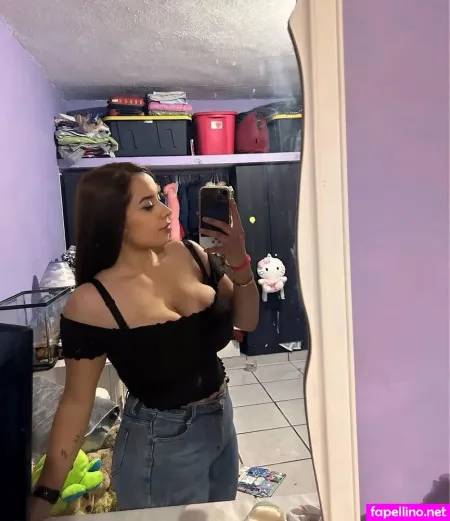 Hilda Magallan OnlyFans Thumbnail #gTWVghhGA0