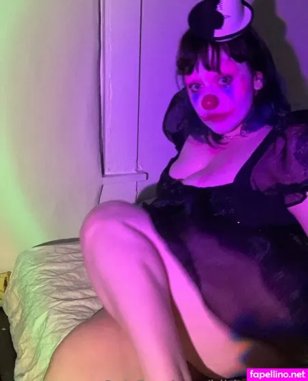 Hildacrumblefree OnlyFans Thumbnail #0IlDtTXP1y