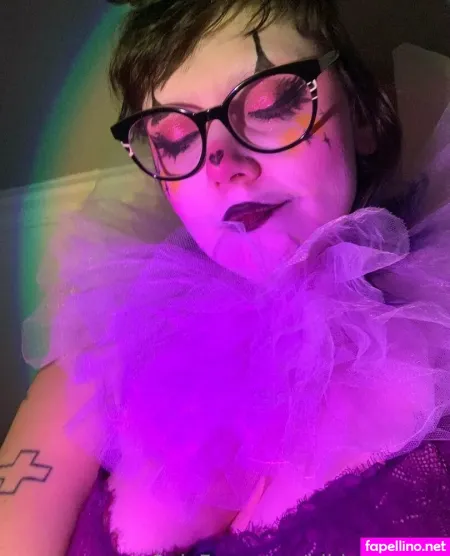 Hildacrumblefree OnlyFans Thumbnail #5xsbIbnFK2