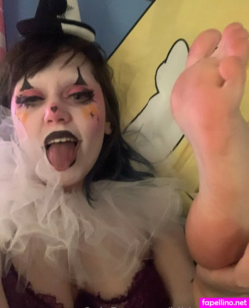 burgleinfernal, hildacrumblefree Nude Leaked OnlyFans Photo #GBdfXwIAAv