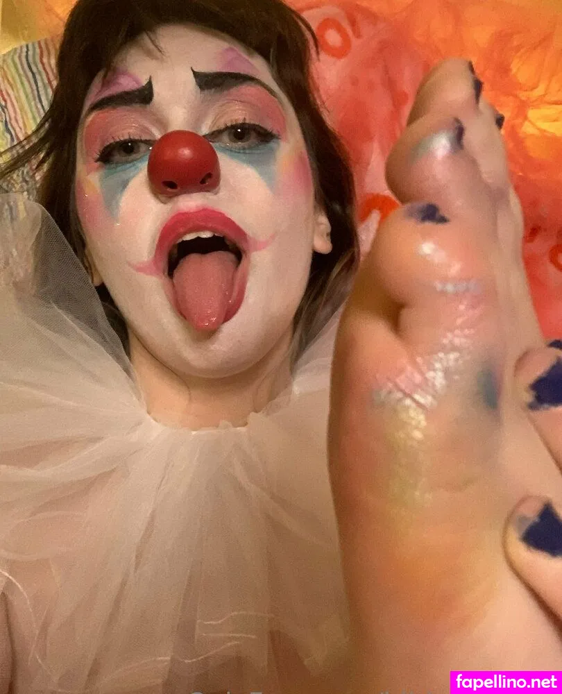 burgleinfernal, hildacrumblefree Nude Leaked OnlyFans Photo #GdX8RkS5lp