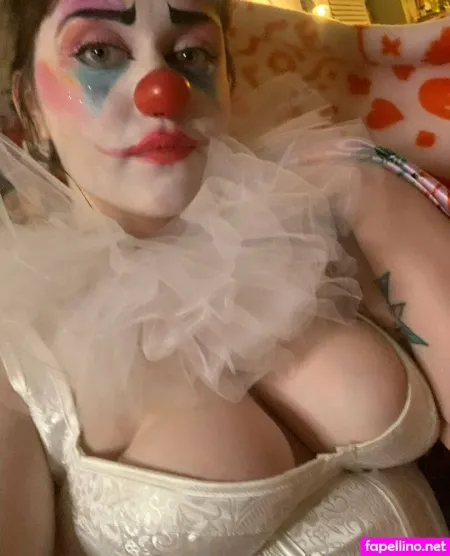 Hildacrumblefree OnlyFans Thumbnail #dgmavKK4Lz