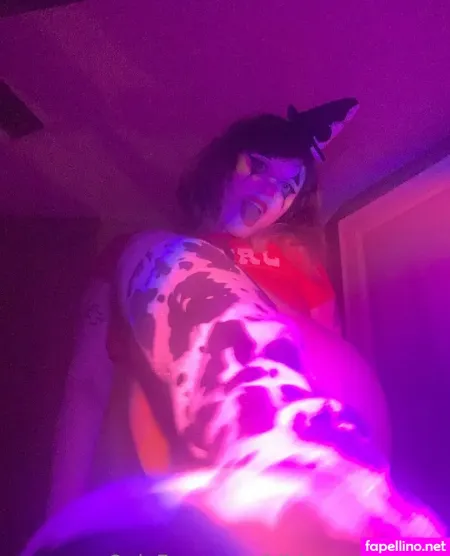 Hildacrumblefree OnlyFans Thumbnail #uUJxdxXtM0