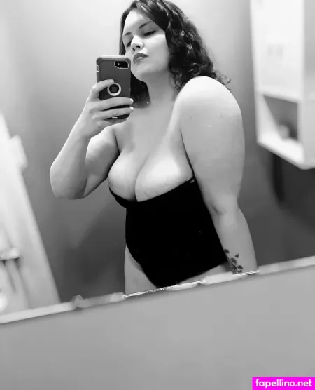 Hillary Vixen OnlyFans Thumbnail #hZZANtc5GP