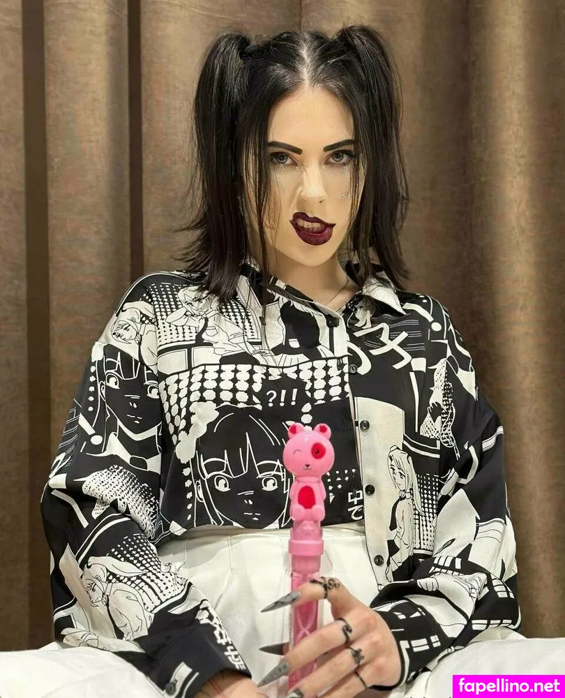 himiko_togaaa, toga_psycho.killer Nude Leaked OnlyFans Photo #noomI4RpZO