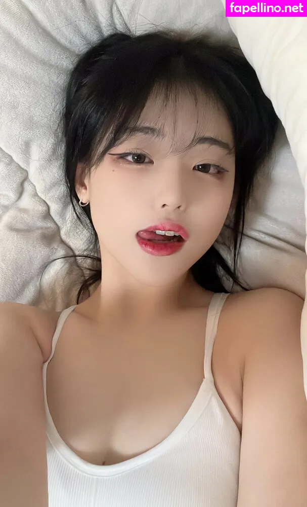 i_am_young22, ëƒ¥ë‡½ë…•ëƒ¥ Nude Leaked OnlyFans Photo #SsgsWWifcA