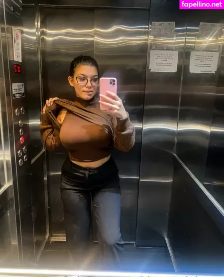 Hinnatadelucca 1 OnlyFans Thumbnail #xt0NcNLOkT