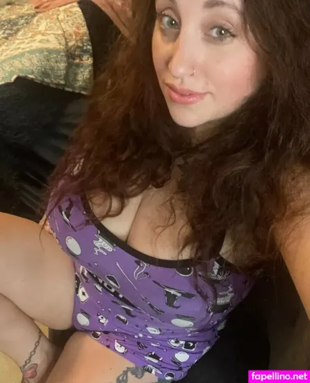 Hippyvixxen OnlyFans Thumbnail #63akxUKN7x