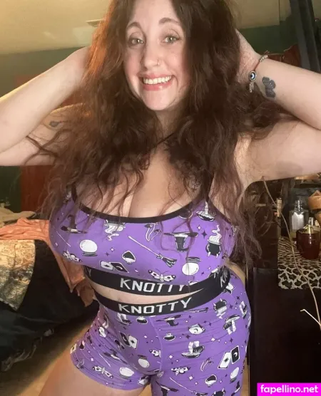 Hippyvixxen OnlyFans Thumbnail #bupsiOWjj1