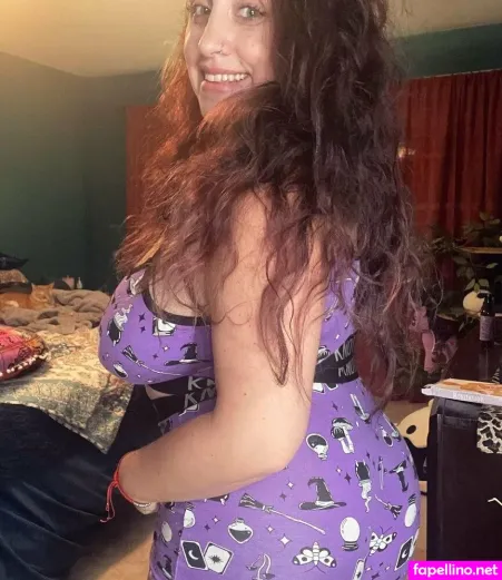 Hippyvixxen OnlyFans Thumbnail #pgr50bOv4T