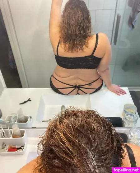 Hipsandcurves75 OnlyFans Thumbnail #EaC53O4ChY
