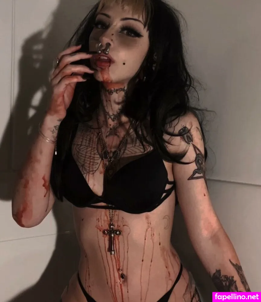 _lost.x.love_, hiraethshaven, skunk Nude Leaked OnlyFans Photo #Tb3sHiRo35